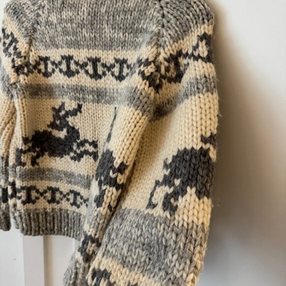VINTAGE SUPER CHUNKY ZIP UP "COWICHAN" SWEATER SIZE XS KNIT - Picture 9 of 10